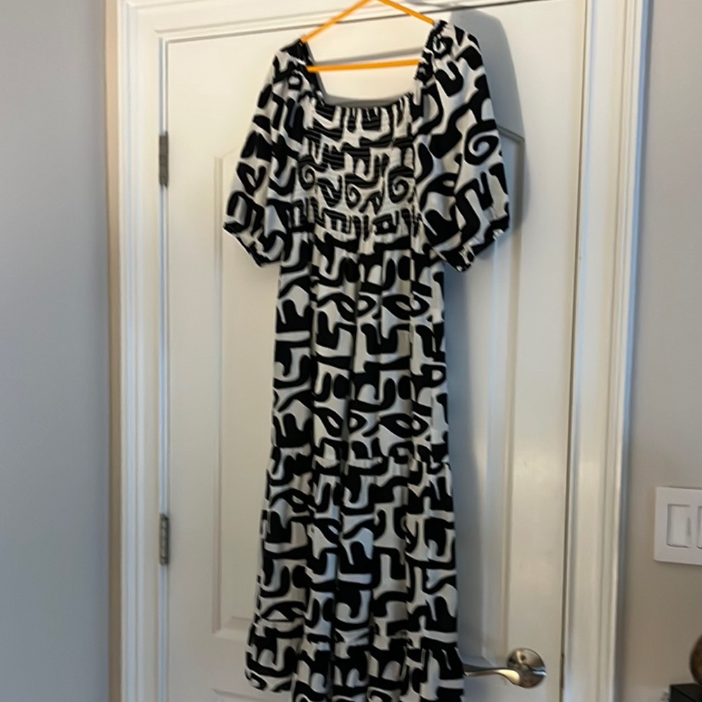 Black and white summer dress